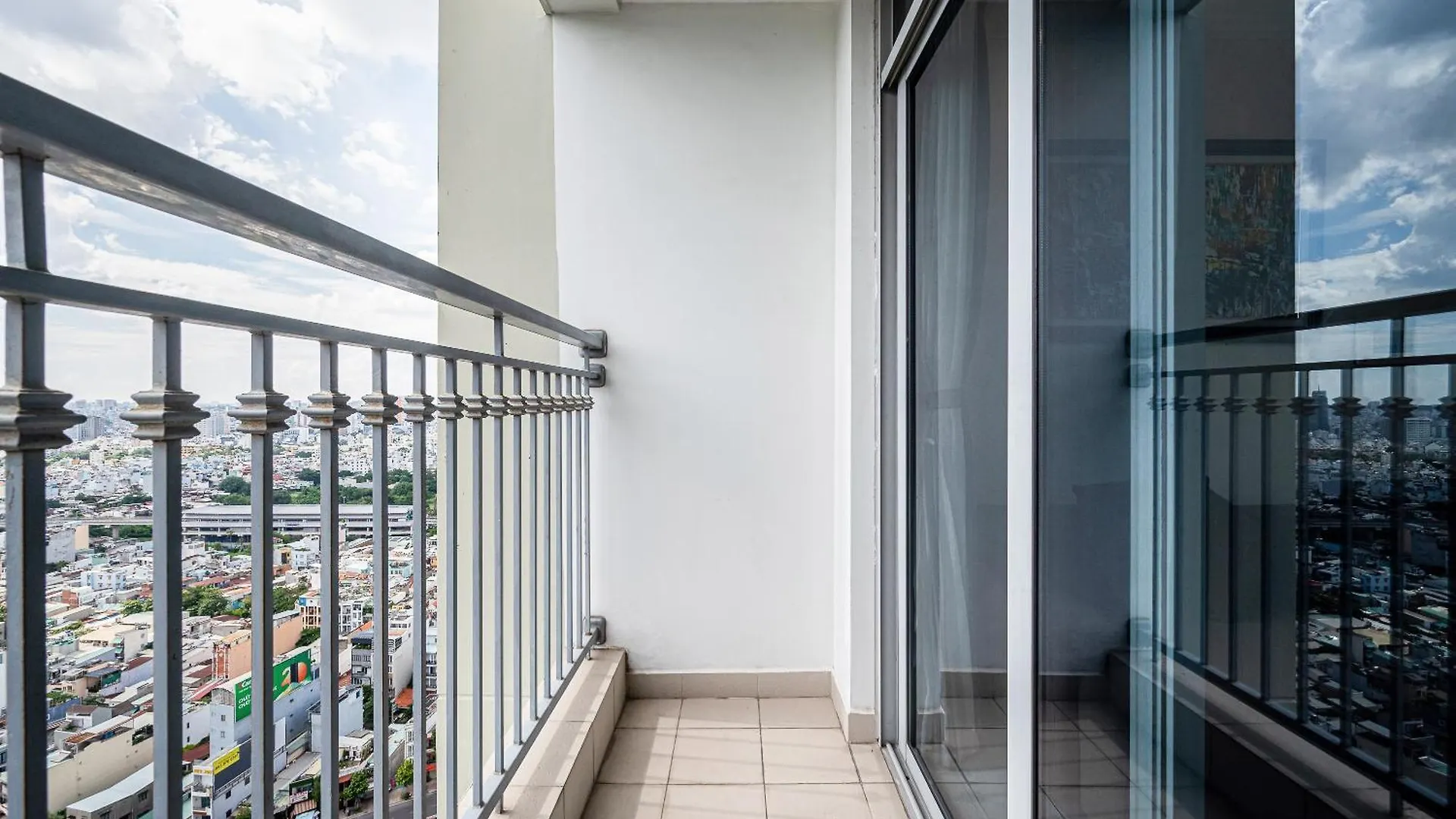 **** Aparthotel Vinhomes Condotel Luxury Art In Ho Chi Minh City Vietnam