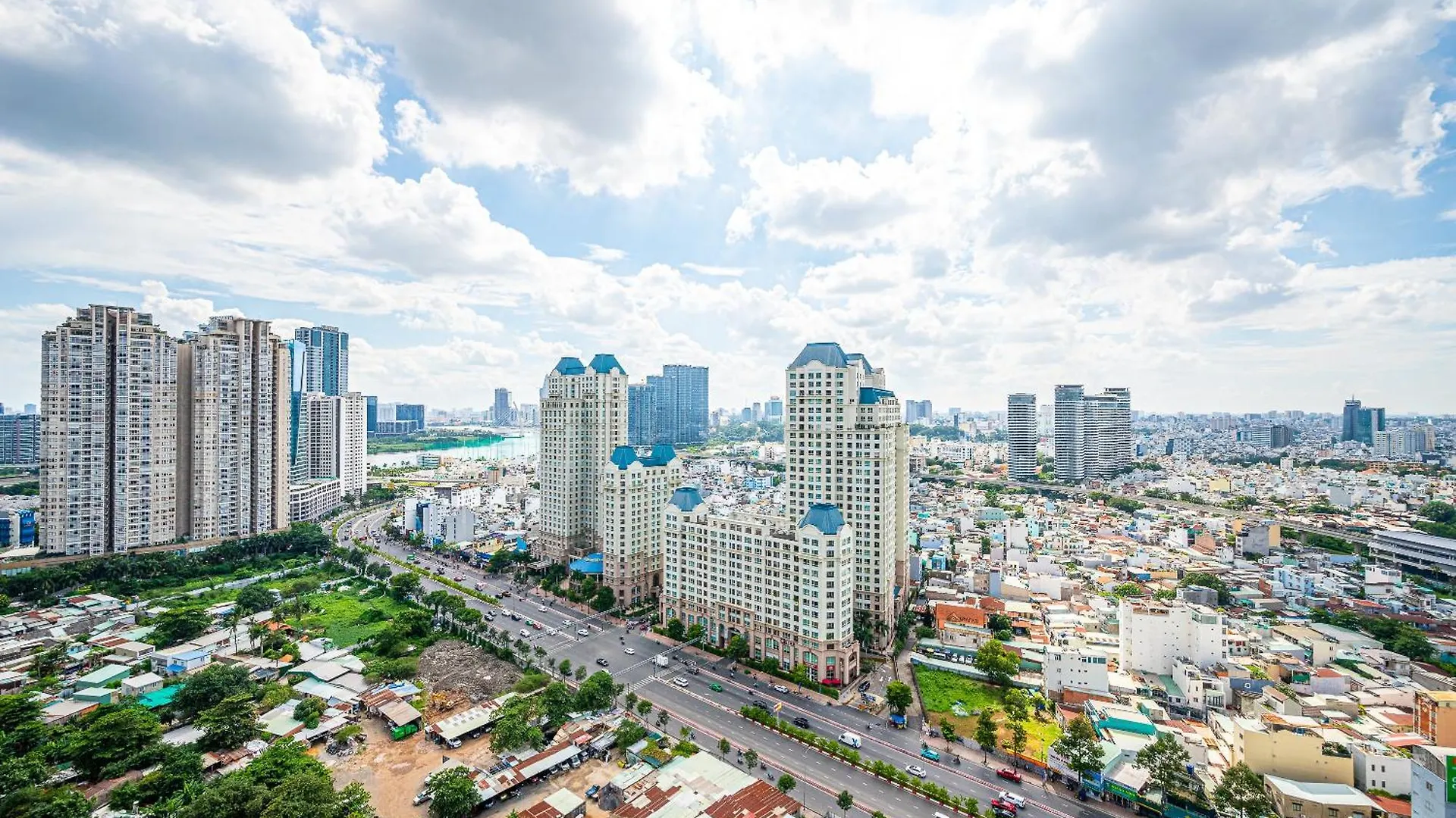 Vinhomes Condotel Luxury Art In Ho Chi Minh City 4*,  Vietnam
