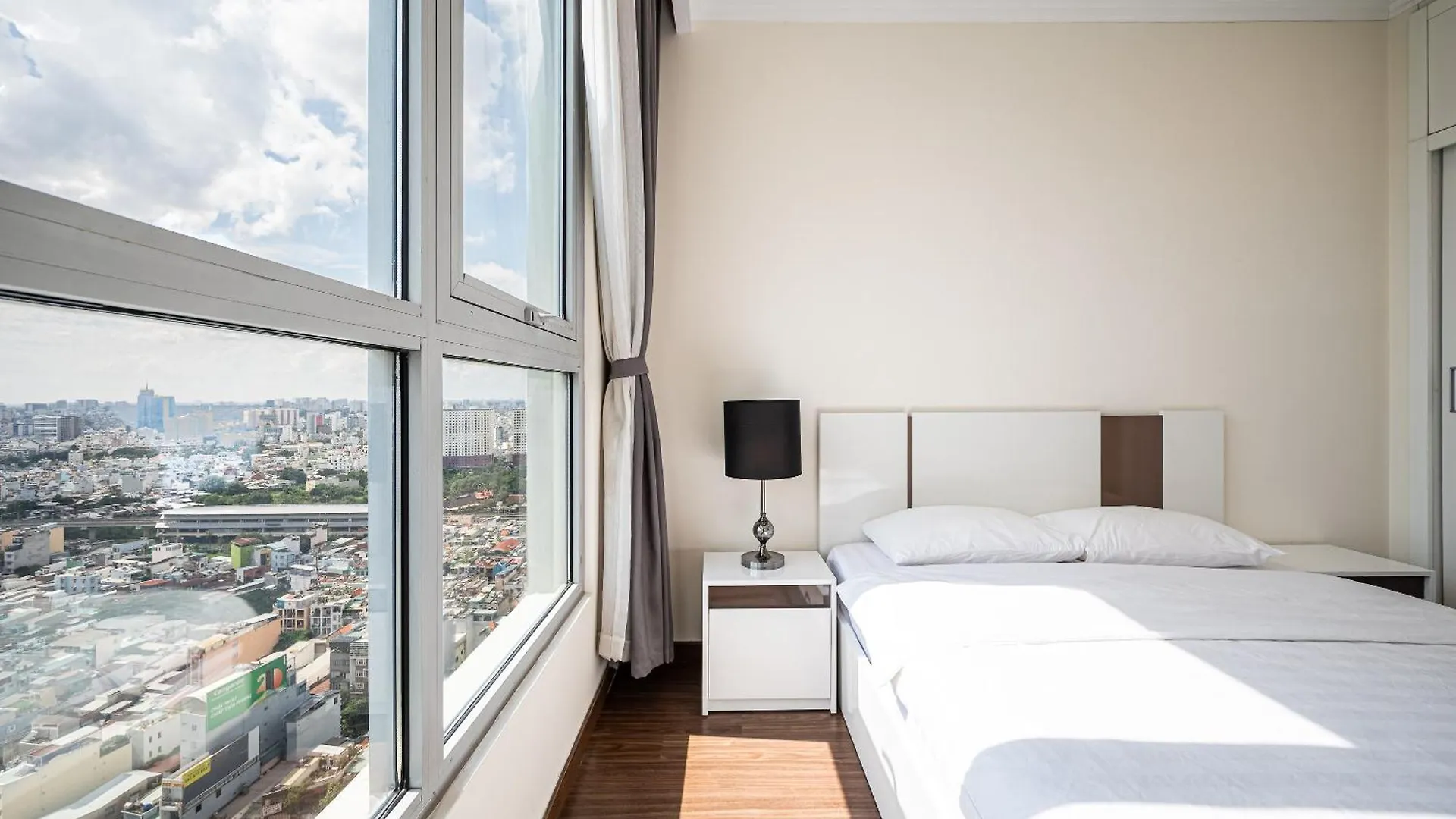Vinhomes Condotel Luxury Art In Ho Chi Minh City Aparthotel