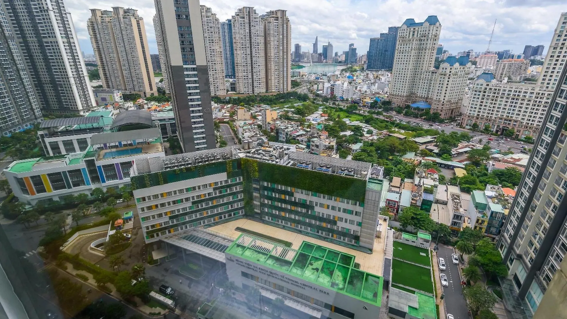 Vinhomes Condotel Luxury Art In Ho Chi Minh City Aparthotel