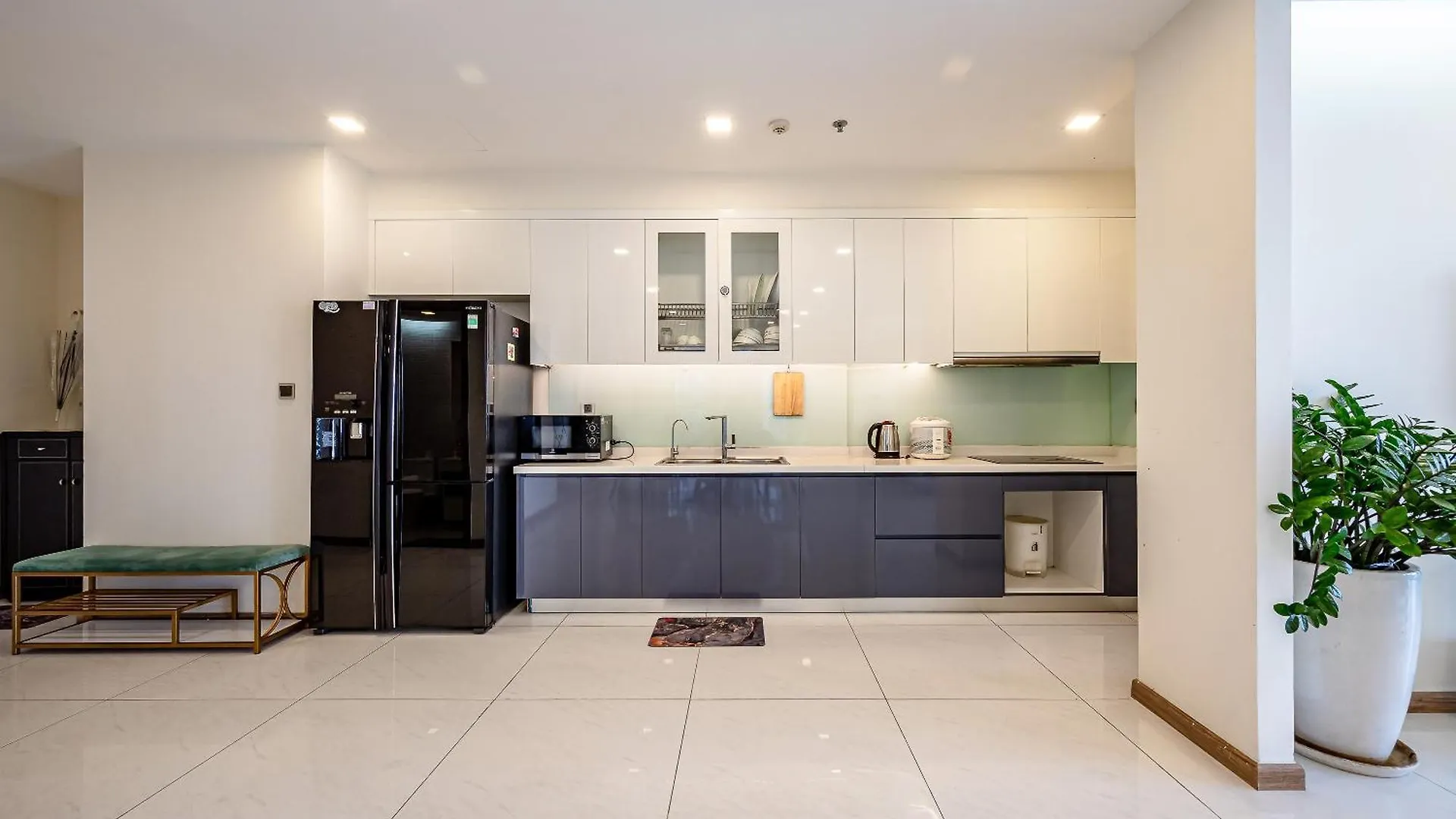 Vinhomes Condotel Luxury Art In Ho Chi Minh City