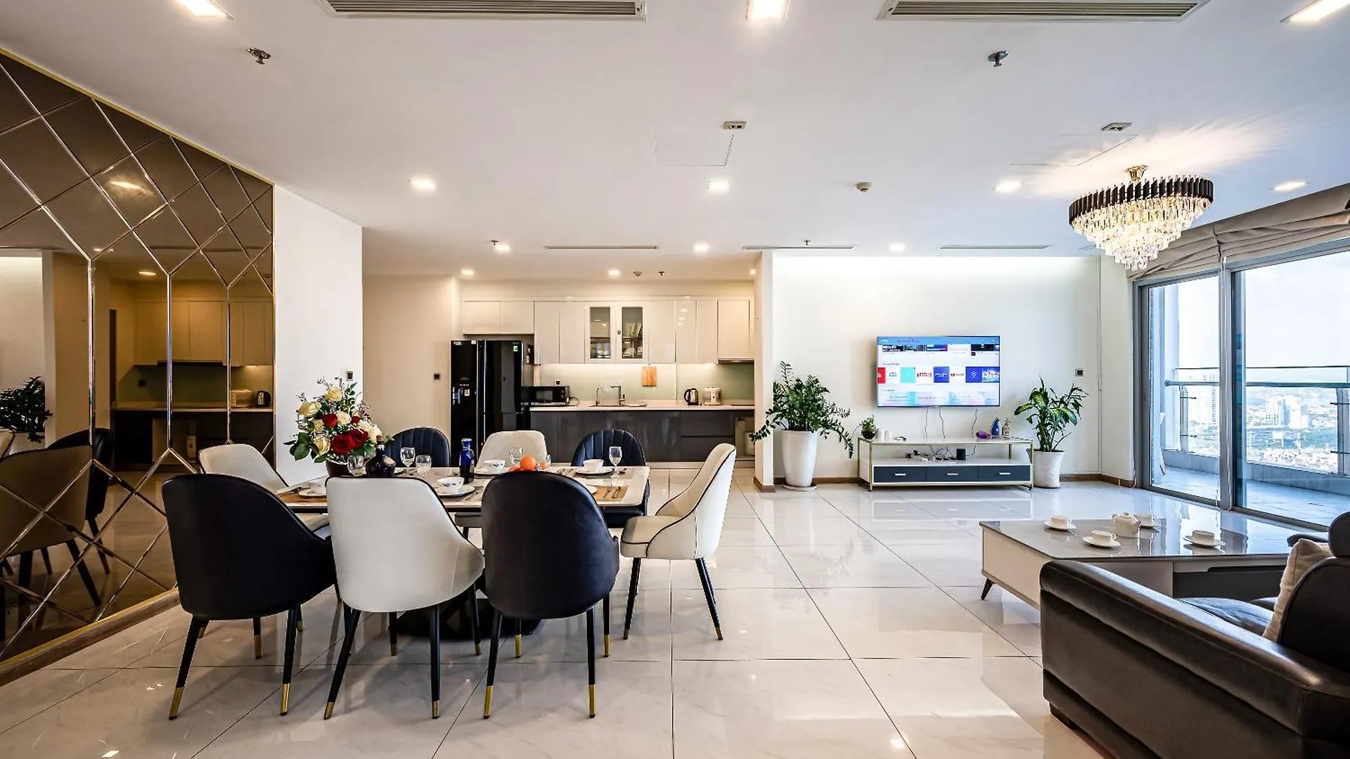 Vinhomes Condotel Luxury Art In Ho Chi Minh City Aparthotel