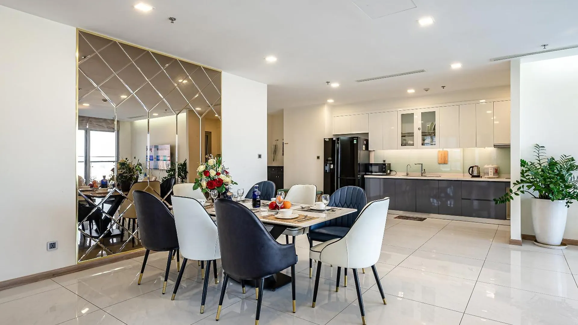 Aparthotel Vinhomes Condotel Luxury Art In Ho Chi Minh City