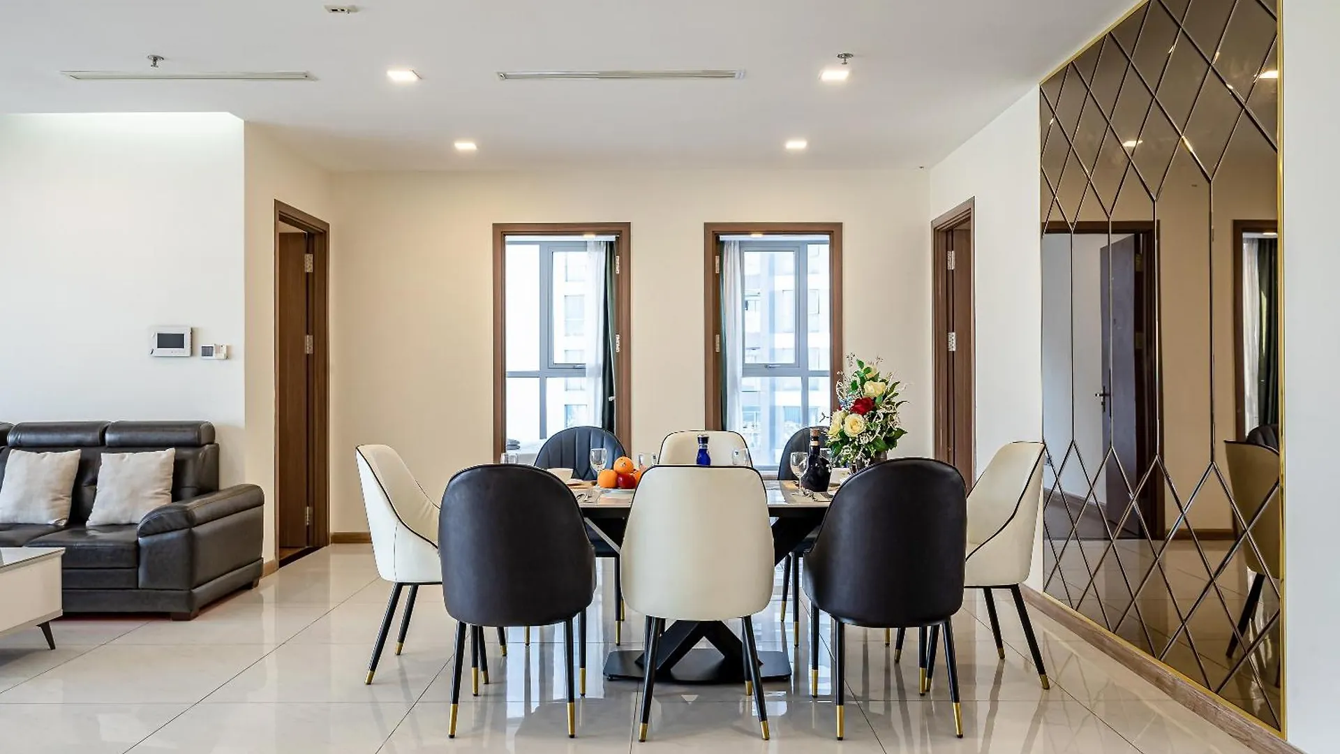 Vinhomes Condotel Luxury Art In Ho Chi Minh City