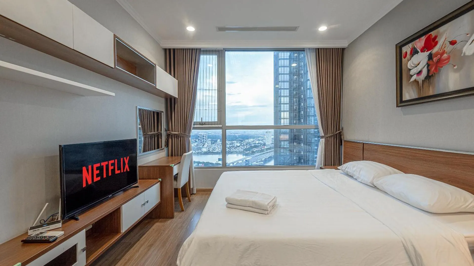 Aparthotel Vinhomes Condotel Luxury Art In Ho Chi Minh City