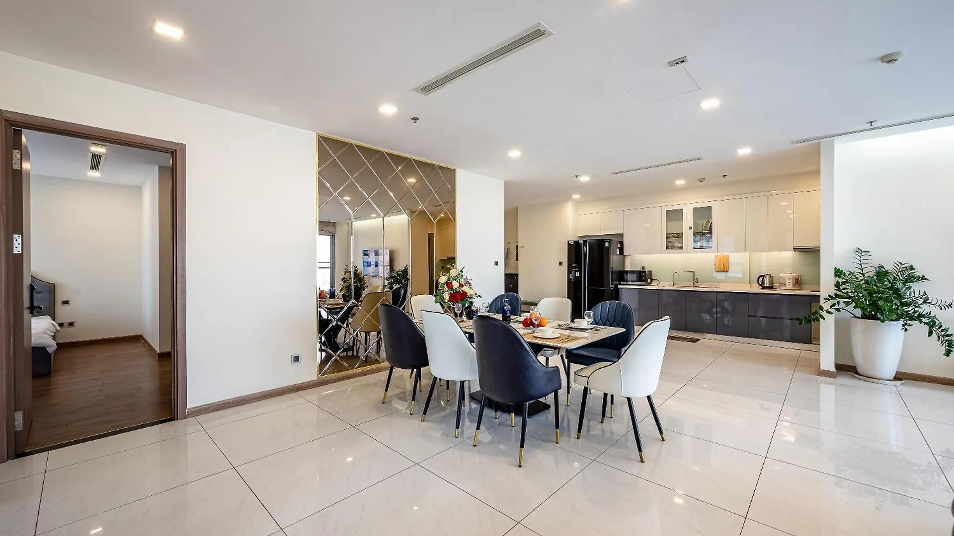 Vinhomes Condotel Luxury Art In Ho Chi Minh-stad 4*,